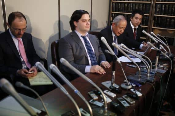 Mark Karpeles, director ejecutivo de Mt. Gox, asiste a una conferencia de prensa en el Tribunal de Distrito de Tokio en Tokio